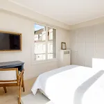 Luxury Sea View 3br-2ba With Services In Deauville