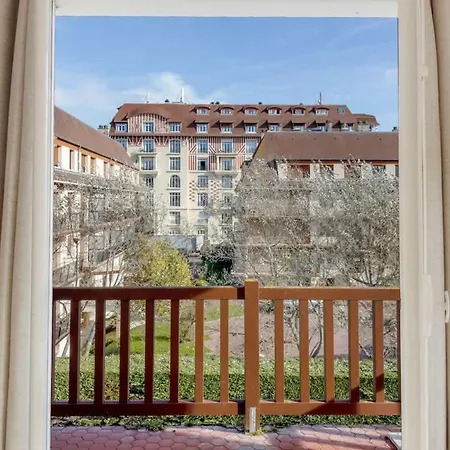 Luxury Sea View 3br-2ba With Services In *