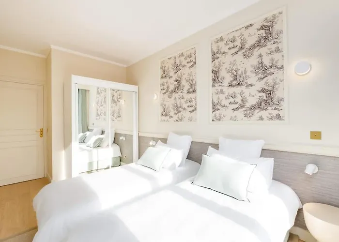 Luxury Sea View 3br-2ba With Services In