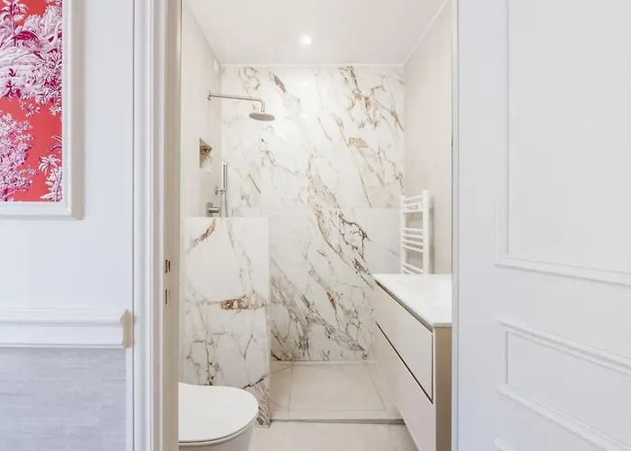 Luxury Sea View 3br-2ba With Services In